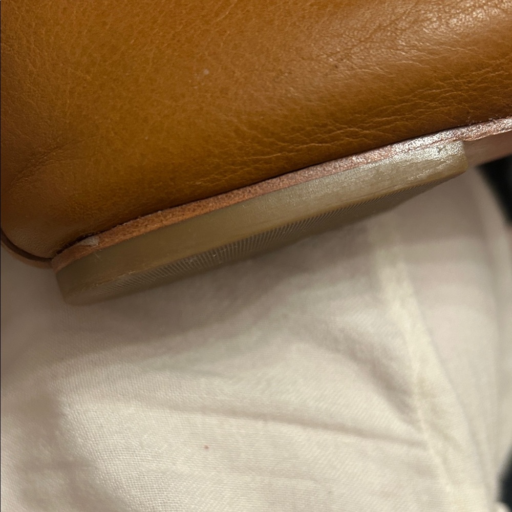 COACH all Tan Leather Ballet Flats with gold hardware - Picture 6 of 6